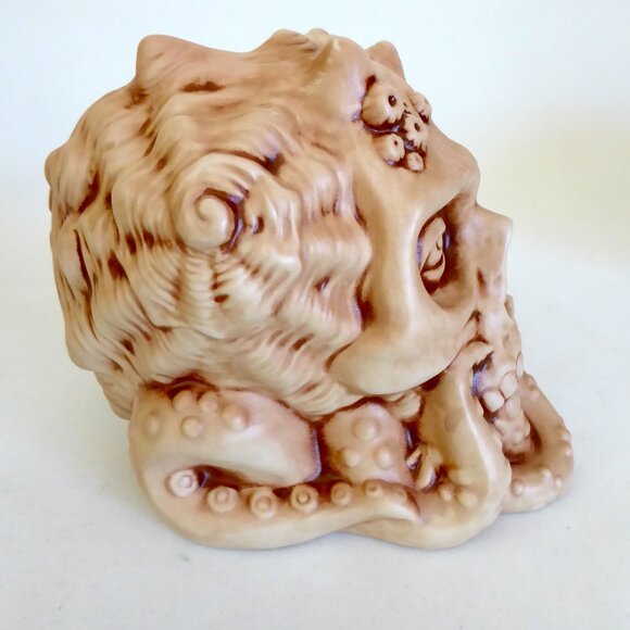NEW SIGNED 2021 DOUG HORNE ZOMBIE KING SKULL 1st EDITION STRONGWATER TIKI MUG - Picture 3 of 11